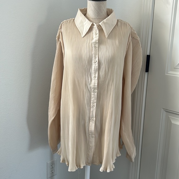 Maternity. Prettylittlething. Size 10. - Picture 1 of 7